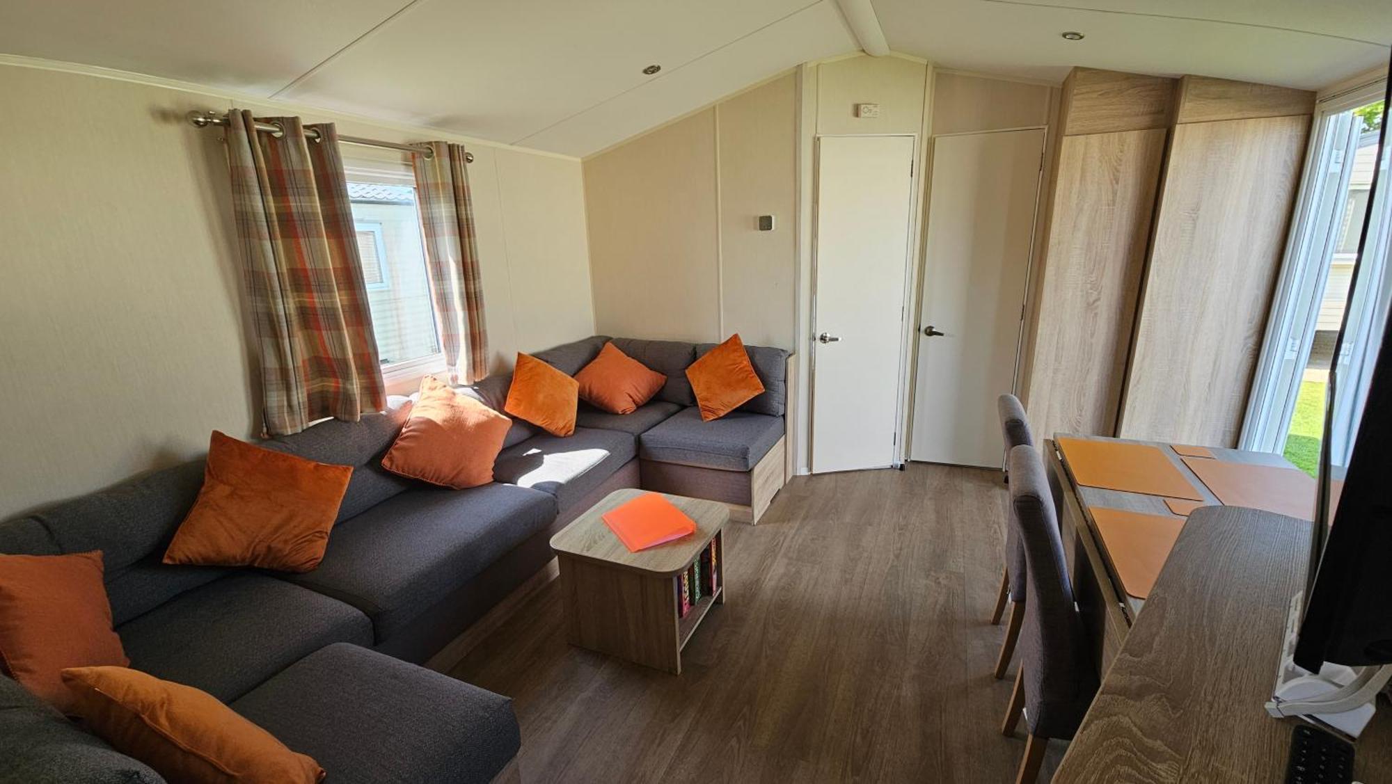 Kp Holiday Home Corton  Buitenkant foto