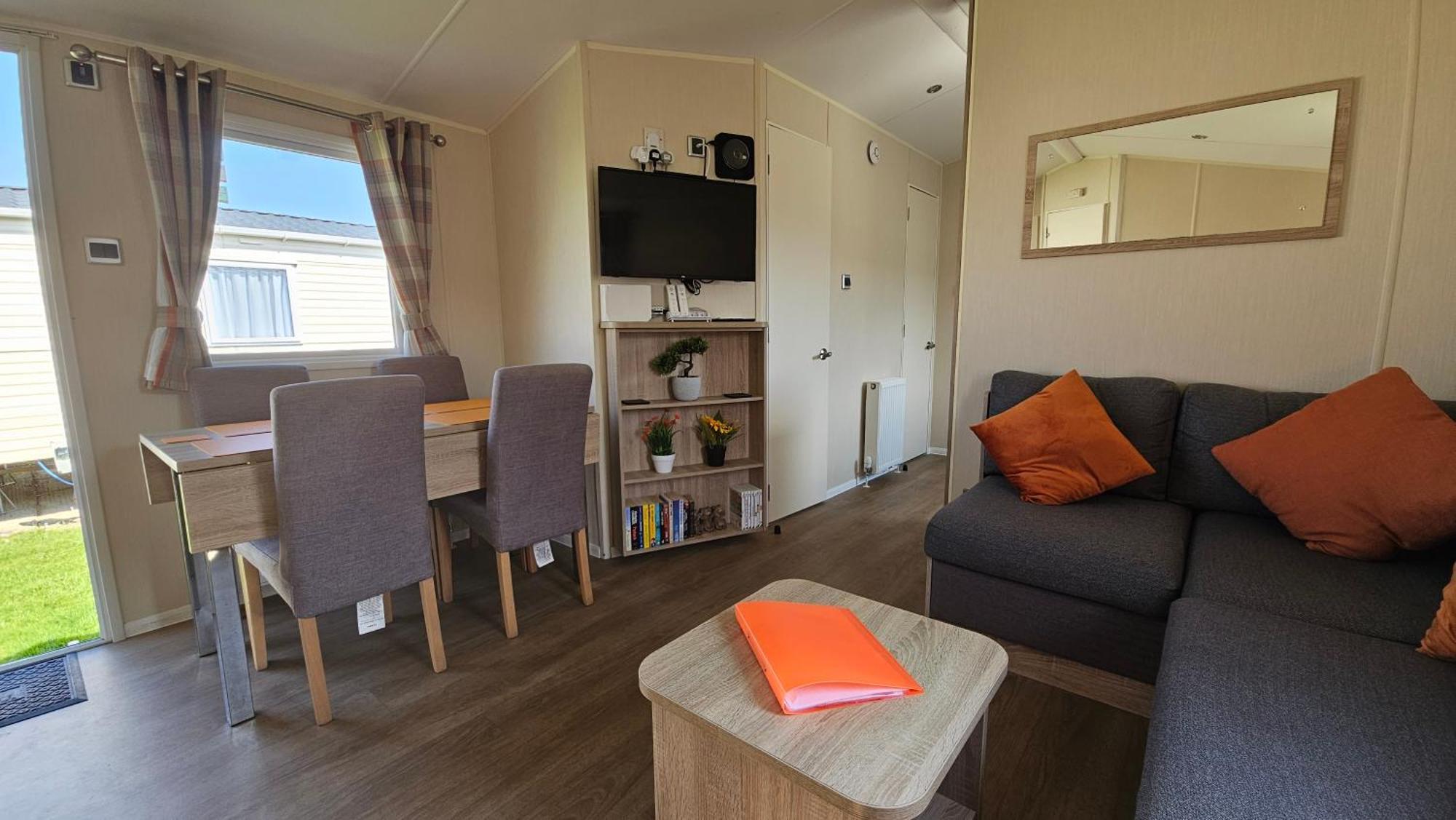 Kp Holiday Home Corton  Buitenkant foto